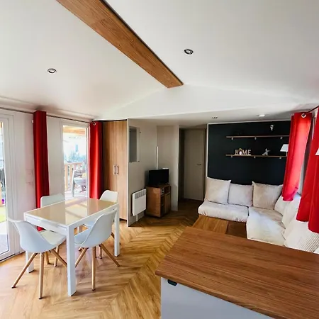 Mobil'home En Roussillon *